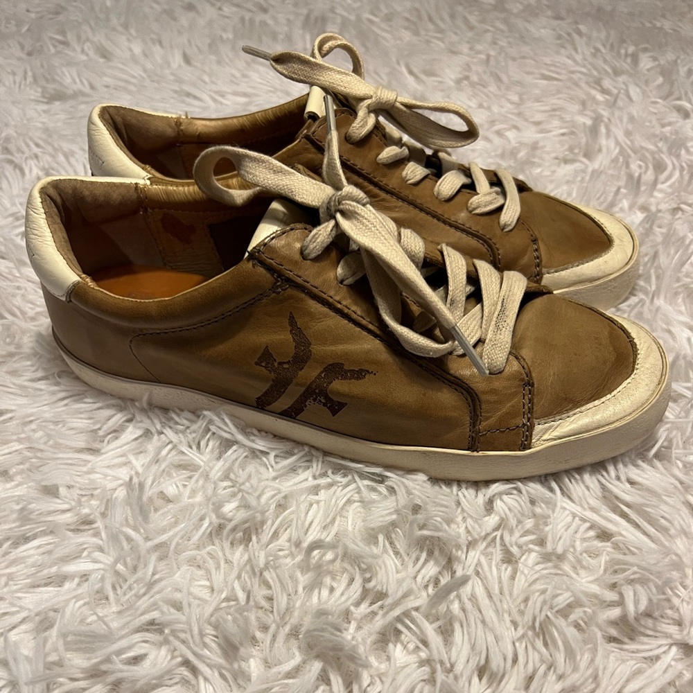 Frye leather shoes size 6.5